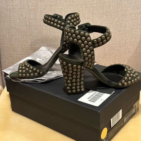 Giuseppe Zanotti
Studded Ankle-Wrap Chunky-Heel Sandal, Militare size 35 - Picture 14 of 16